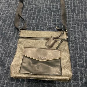 Tumi Pocketbook